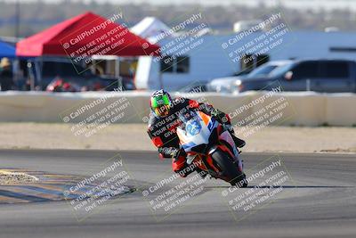 media/Dec-18-2022-SoCal Trackdays (Sun) [[8099a50955]]/Turn 2 (950am)/